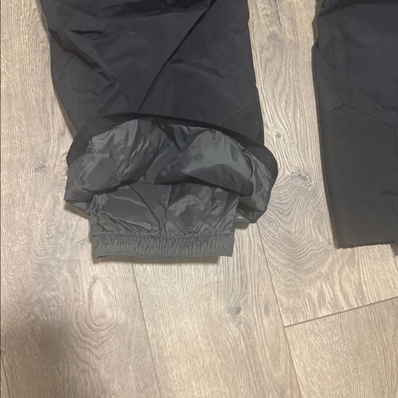 The North Face XL HyVent Insulted  Snow & Waterproof Pants - Picture 4 of 8